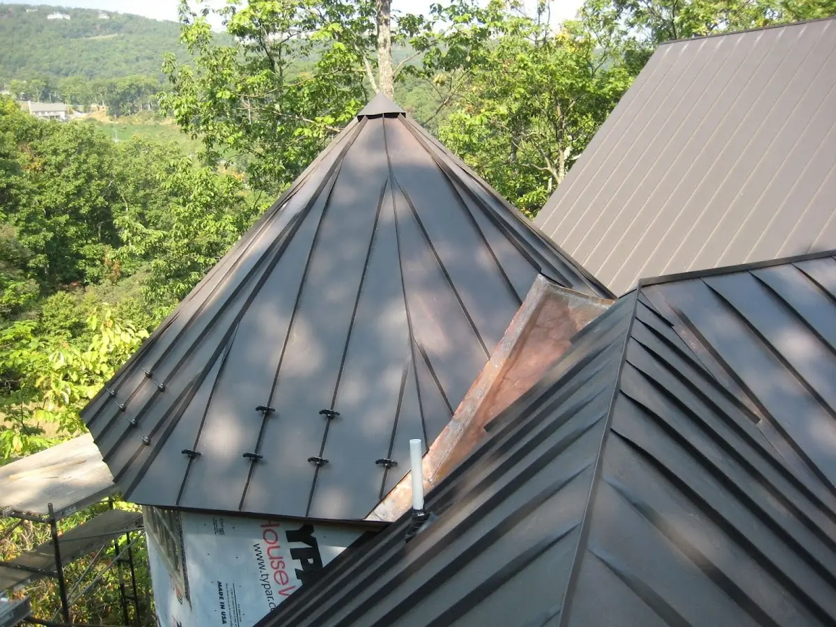 Professional Shingle Replacement & Repair by Craftsman Roofing in O'Callaghan